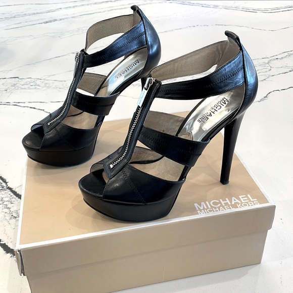 MICHAEL Michael Kors Berkley Black Leather Platform Sandal - Picture 5 of 12